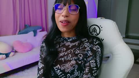 Snapshot of lileviemarie chatting on January 2025 02:47:01 AM evie online show from January 2025 02:47:01 AM