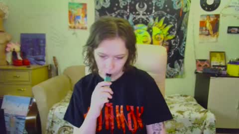 Lil online show from February 2025 02:42:02 PM