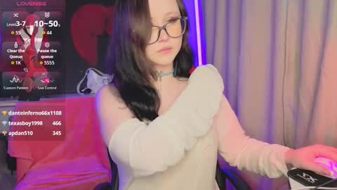 Snapshot of lilhornyprincess chatting on September 2025 12:40:01 PM Nika and Lori online show from September 2025 12:40:01 PM