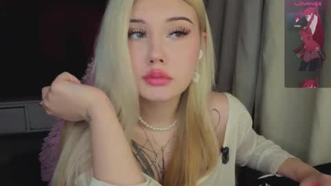 Snapshot of lilhornyprincess chatting on October 2025 06:52:01 PM Nika and Lori online show from October 2025 06:52:01 PM