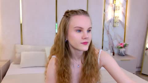 lili_lohan online show from June 2026 05:36:02 AM