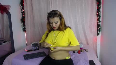 Snapshot of lili_matheus69 chatting on December 2024 06:46:01 AM lili Matheus69 online show from December 2024 06:46:01 AM