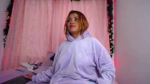 Snapshot of lili_matheus69 chatting on December 2024 06:59:02 PM lili Matheus69 online show from December 2024 06:59:02 PM