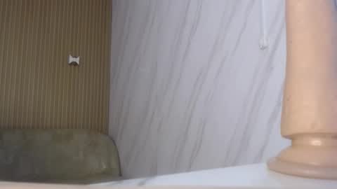 lili_mint_tf online show from March 2026 01:39:01 PM