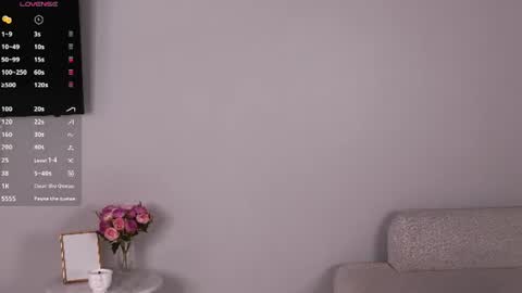 Hi I am Luna online show from June 2026 03:03:01 PM