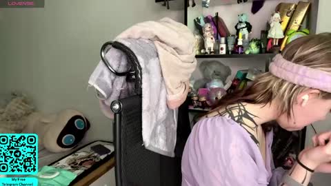 Lilian online show from June 2026 07:02:02 AM