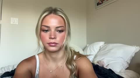 lilianjadee online show from July 2026 07:30:01 PM