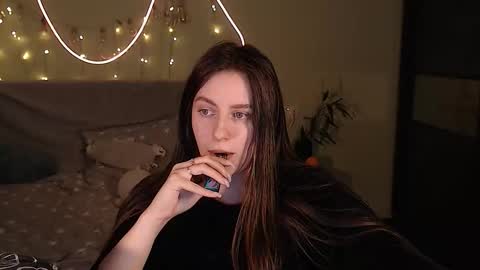 Lilu online show from October 2025 12:11:01 AM