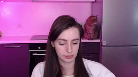 Lilu online show from June 2026 01:17:02 AM