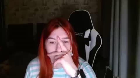 Snapshot of liliawoolf chatting on February 2025 04:53:02 PM liliawoolf online show from February 2025 04:53:02 PM