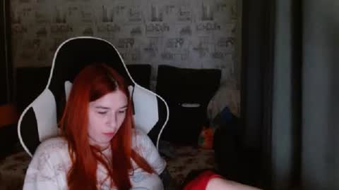 Snapshot of liliawoolf chatting on February 2025 06:04:02 PM liliawoolf online show from February 2025 06:04:02 PM