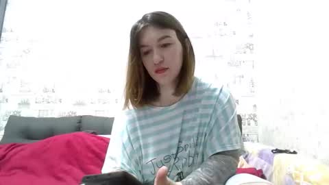 Snapshot of liliawoolf chatting on October 2025 04:02:02 AM liliawoolf online show from October 2025 04:02:02 AM