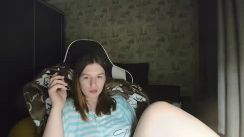 liliawoolf online show from March 2026 06:00:01 PM