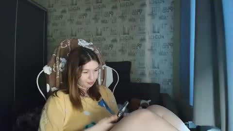 liliawoolf online show from April 2026 04:33:02 AM