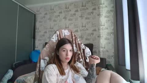 Snapshot of liliawoolf chatting on June 2026 09:14:02 AM liliawoolf online show from June 2026 09:14:02 AM