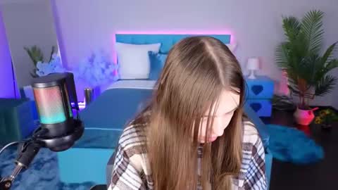 Snapshot of lilibakery chatting on December 2025 02:16:01 AM Lili Bakery online show from December 2025 02:16:01 AM