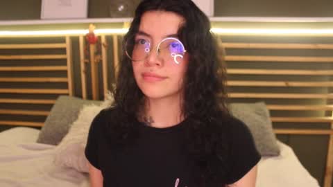 Snapshot of lilibeth___ chatting on March 2025 06:43:01 AM Lili online show from March 2025 06:43:01 AM