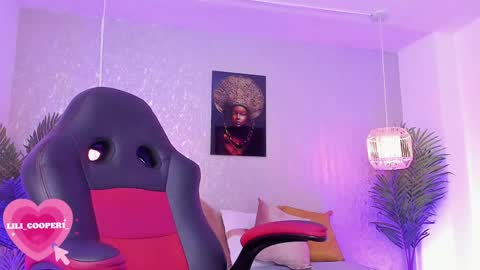 Lili Cooper online show from January 2025 05:27:02 PM