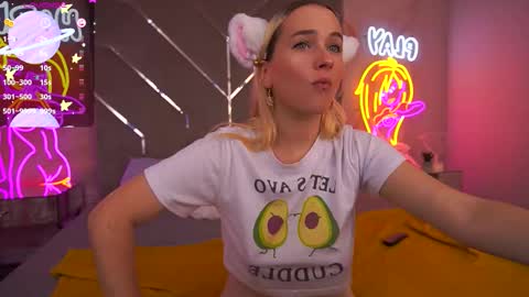 lilielfie online show from October 2025 01:09:02 PM