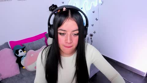 Lilie  online show from February 2026 10:52:02 PM