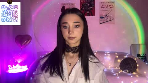 Lina online show from April 2026 10:34:02 PM