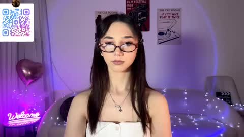 Lina online show from May 2026 10:06:02 PM