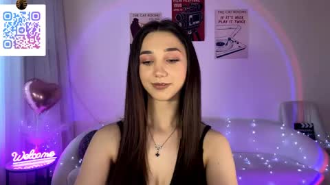 Lina online show from May 2026 01:56:01 AM