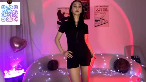 Lina online show from May 2026 10:41:02 PM
