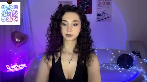 Lina online show from June 2026 10:23:01 PM