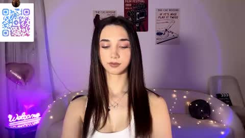 Lina online show from June 2026 10:58:02 PM