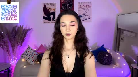 Lina online show from June 2026 11:05:01 PM