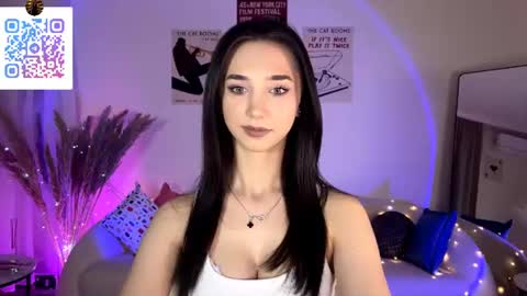 Lina online show from July 2026 10:27:02 PM