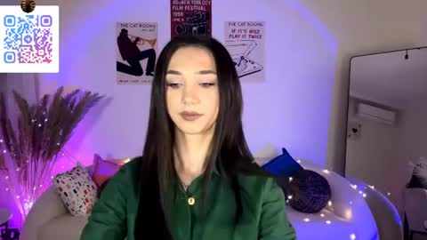 Lina online show from July 2026 10:23:01 PM