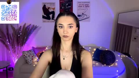Lina online show from July 2026 10:58:02 PM