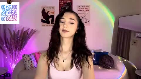 Lina online show from July 2026 10:23:01 PM