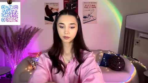 Lina online show from July 2026 10:41:01 PM