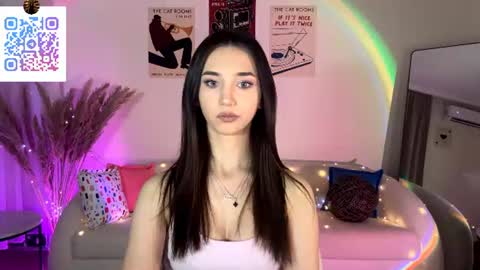 Lina online show from July 2026 10:17:02 PM