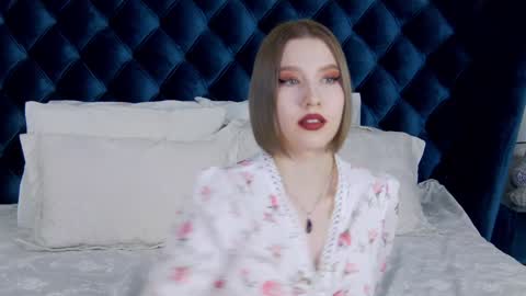 LiliLinn online show from January 2025 02:41:01 PM