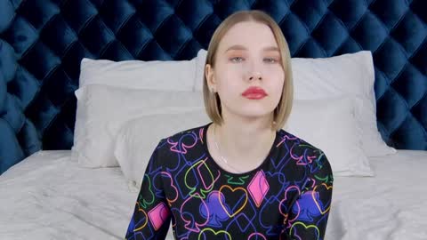 LiliLinn online show from February 2025 09:26:02 AM