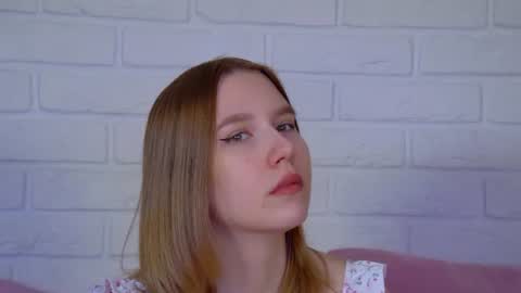 LiliLinn online show from July 2026 04:30:02 AM