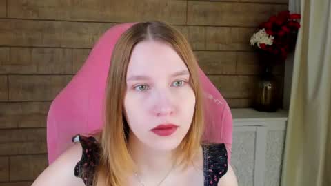 LiliLinn online show from July 2026 04:20:01 AM