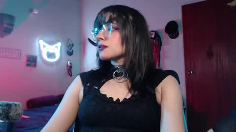 Molly online show from January 2025 02:09:01 AM