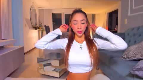 Snapshot of lilipinkette chatting on January 2026 03:11:02 AM Lili online show from January 2026 03:11:02 AM