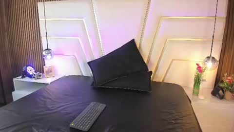 Snapshot of lilit_doll chatting on July 2026 06:01:02 PM lilit online show from July 2026 06:01:02 PM