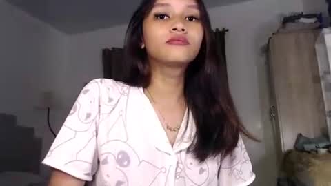 Chloe online show from September 2025 02:57:02 AM