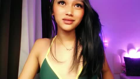 Chloe online show from March 2026 12:58:02 AM
