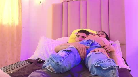 Snapshot of lilith_and_draven chatting on September 2025 08:20:02 PM lilith_and_draven online show from September 2025 08:20:02 PM