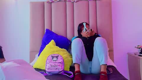 Snapshot of lilith_and_draven chatting on October 2025 02:24:01 PM lilith_and_draven online show from October 2025 02:24:01 PM