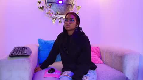 Snapshot of lilith_and_draven chatting on November 2025 08:42:02 PM lilith_and_draven online show from November 2025 08:42:02 PM