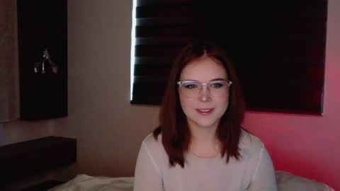 Lilith Bonheur online show from June 2026 11:02:02 PM
